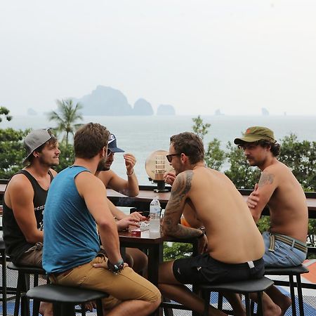 Balcony Party Hostel - 18-40 (Adults Only) Ao Nang Екстер'єр фото