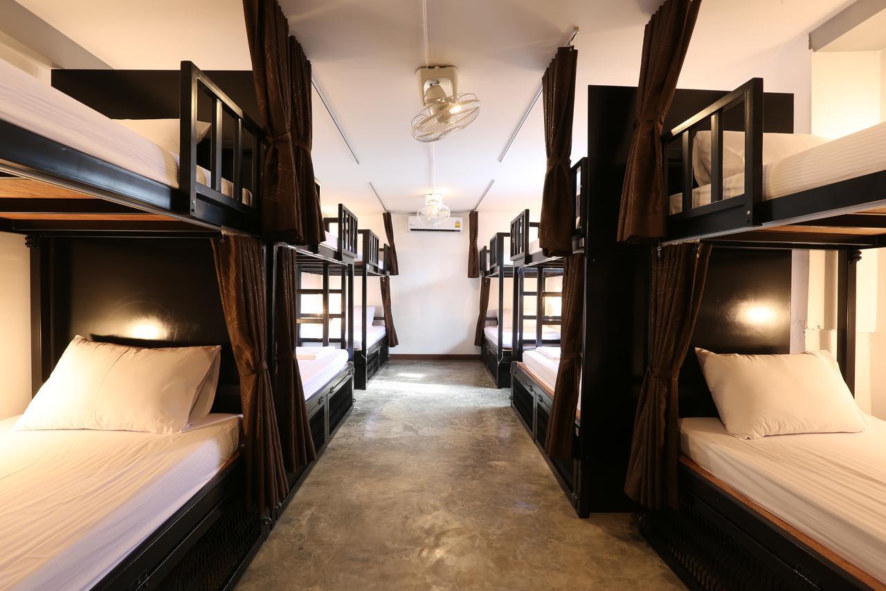 Balcony Party Hostel - 18-40 (Adults Only) Ao Nang Екстер'єр фото